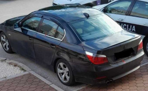 U Grudama prilikom pretresa vozila marke BMW njemačkih registarskih oznaka pronađen kokain