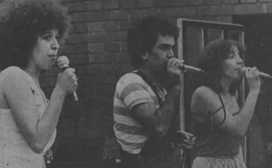 Mirzino jato i pjesma dana: "Apsolutno moj si broj, apsolutno ja sam tvoj"