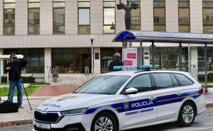 Teško povrijeđen policajac oštrim predmetom u Splitu: Napadač u bijegu