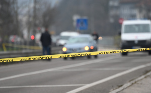 Prve fotografije s mjesta tragične nesreće kod Sarajeva: Saobraćaj još u potpunosti obustavljen