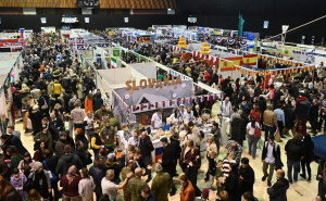 Otvoren Diplomatski zimski bazar u Sarajevu: Humanost, tradicija i svjetske kulture na jednom mjestu