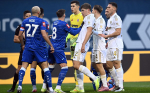 Modri zadržali vrh tabele: Dinamo se u 112. minuti spasio poraza od Hajduka na Maksimiru