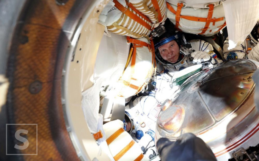 Skandal u NASA-i: Ruski kosmonaut izbačen iz misije Crew-12, navodno fotografisao tajnu tehnologiju