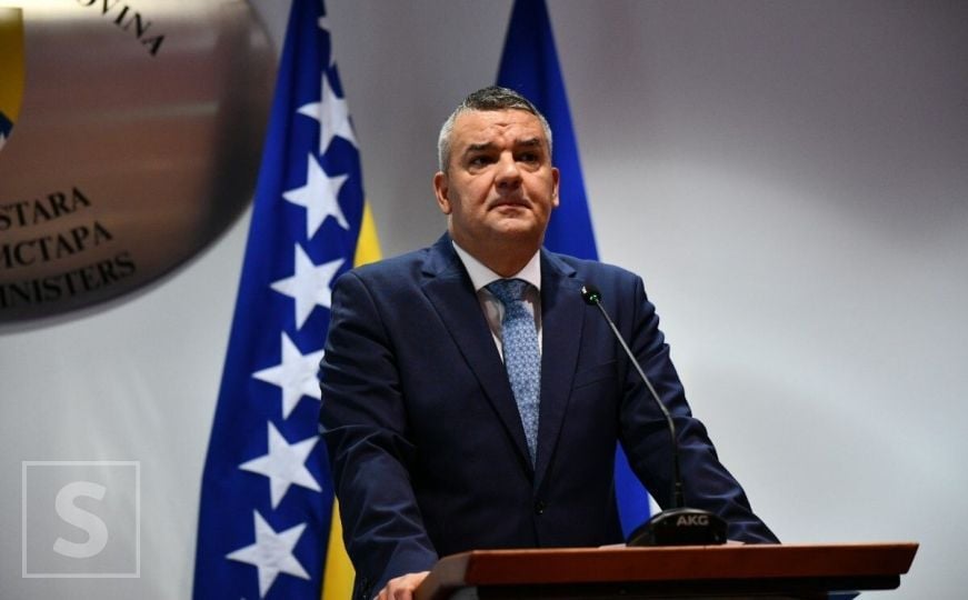 Bunoza nakon propale sjednice Vijeća ministara: "Žao mi je što zakoni nisu usvojeni"