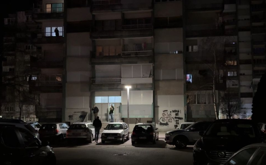 Užas u Crnoj Gori: U stanu pronađena dva tijela, uviđaj u toku