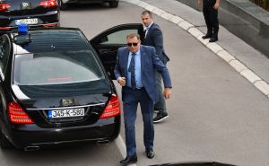 Dario Sandić traži predsjednički Mercedes i salu za kartanje: "Ako može građanin Dodik, mogu i ja"