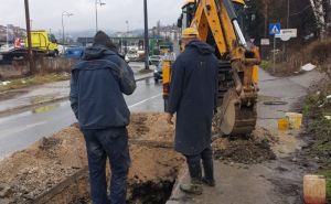 Radnici sarajevskog Vodovoda na terenu: Više od 20 ulica danas bi moglo biti bez vode