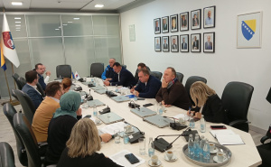 Dogovor ili protesti: Sindikat obrazovanja u KS odbio ponudu Vlade za povećanje plata u iznosu od 5%