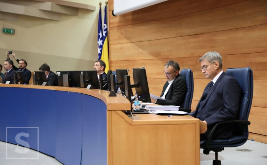Debata u Parlamentu BiH: Klubovi SDA i SNSD-a nisu podržali hitni prijedlog zakona o policajcima