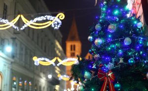 Sarajevo u prazničnom ruhu: Pogledajte kako je ove godine okićen glavni grad BiH