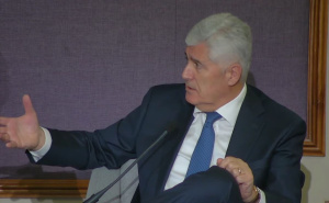 Dragan Čović na konferenciji u Zagrebu: "Treba zatvoriti OHR"