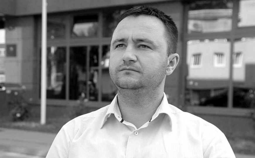 Preminuo Emir Mešić, jedan od rijetkih zviždača u Bosni i Hercegovini