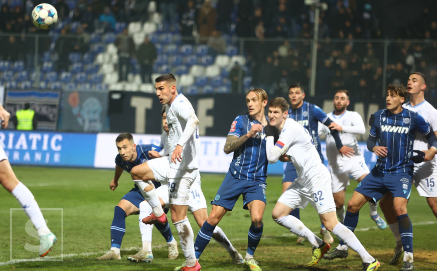 Novi kiks Željezničara: Plavi remijem s Radnikom na Grbavici produbili veliku krizu