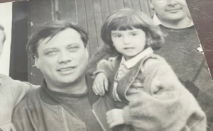 Nastala 1991. godine: Bivša švedska ministrica objavila fotografiju s Halidom Bešlićem