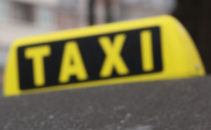 Oglasio se POSKOK: Mjesec dana pritvora za četvorku iz Holand Taxija