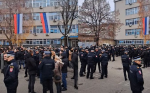 Pojačano prisustvo policije širom entiteta RS: Policajci izašli na ulice, čekaju izricanje presude