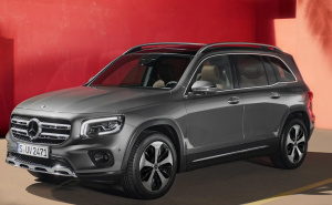 Serijska proizvodnja novog Mercedes-Benz GLB počela u Mađarskoj