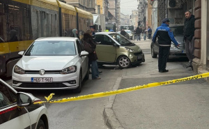 Detalji nesreće u centru Sarajeva: Teško povrijeđena pješakinja (76)