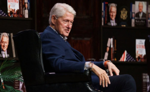 Objavljeni Epsteinovi dokumenti: Slika Clintona u haljini Monice Lewinsky privukla pažnju svijeta