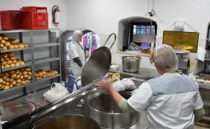 Skoro svaki peti stanovnik u BiH ne može priuštiti obrok: Potrebe rastu, a novca nikad manje