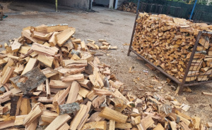 Ko nije na vrijeme kupio drva, sada plaća skuplje: Paleta bukve i do 290 KM