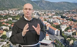 Mostarski gvardijan u poruci za Božić spomenuo i navijače Veleža: "Treba nam Bog, a ne ideologije"