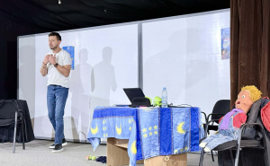 "Kako razumjeti mene sa autizmom": Predstava koja ne govori kroz dijagnoze već kroz osjećaje