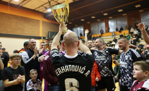 Veterani FK Sarajevo pobijedili Iskru i osvojili Hasetov klasik