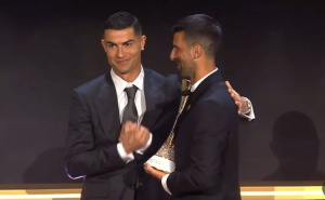 Novak Đoković u Dubaiju osvojio prestižnu nagradu: Lično mu je uručio Cristiano Ronaldo