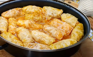 Mali trik profesionalnih kuhara koji vašu sarmu čini savršenom: Mnogi ga preskaču