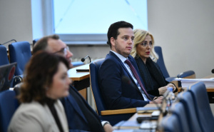 Pogledajte kadrove sa sjednice Skupštine KS: Razmatra se budžet, na stolu i druge zanimljive teme