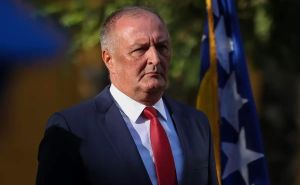 Vučić i 'Sarajevo Safari' | Helez oštro poručio: "Nema pomirenja dok je monstrum na čelu Srbije"