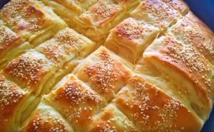 Recept za pogaču još iz bivše Jugoslavije: Mekana je kao pamuk, a priprema jednostavna