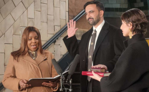 Zohran Mamdani: Prvi gradonačelnik New Yorka koji je musliman, položio zakletvu nad Kur'anom