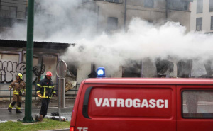 Požar u Sarajevu: Odjekuju sirene, vatrogasci na terenu