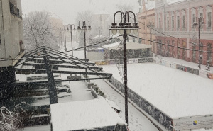Veju pahulje širom BiH: U pojedinim dijelovima zemlje snijeg može doseći pola metra