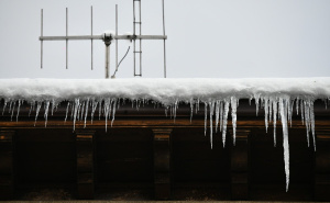 Civilna zaštita KS upozorila upravitelje i građane: "Odmah uklonite snijeg i led s krovova"