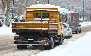 Klizave ceste, vozači oprez: Na dionici u BiH zabranjen saobraćaj za sve kategorije vozila