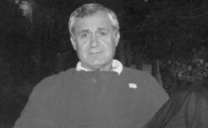 Heroj u bijelom: Bihać se oprostio od dr. Bekira Tatlića, ljekara koji je operirao pod granatama