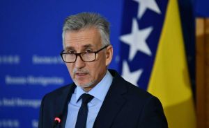 Kemal Ademović prozvao NiP-ovce zbog snježnog kolapsa u Sarajevu: "Imenovani nekompetentni kadrovi"