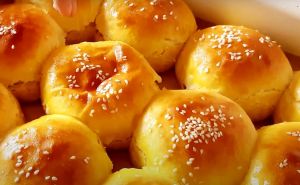 Pogačice koje morate probati: Ajvar, sir i samo 15 minuta pripreme