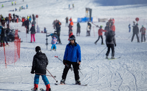 "Meni sve ovo nema logike": Skijaši na Bjelašnici nezadovoljni zbog šestosjeda koji ne radi