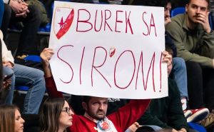Transparent na utakmici Crvene zvezde i Bosne privukao pažnju: Domaći navijači 'bocnuli' Bosance
