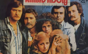 Ambasadori i pjesma dana: "Dođi u pet do pet, nešto ću ti reći ako nisi ljut"