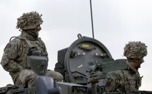 Penzioneri od 60+ godina opet će morati u uniforme: U slučaju krize Velika Britanija sprema zakon