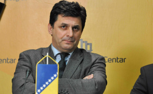 Estetičke notacije (II) | Senadin Lavić: Rušenje sistema vrijednosti – društvo bez kriterija