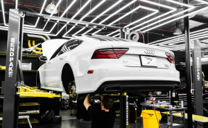 Industrija koja je već na koljenima: Ko bi mogao platiti najveći ceh novih Trumpovih carina?