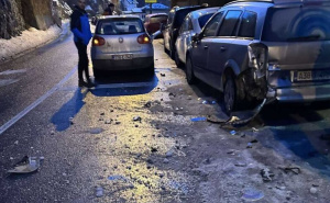 Saobraćajna nesreća u Sarajevu: Dva lica zadobila povrede, pričinjena materijalna šteta