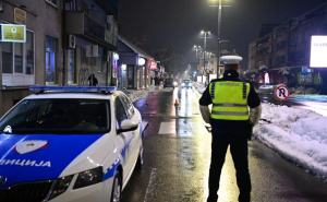 Incident tokom novići u Banjoj Luci: Prijetio ženi ispred porodične kuće, policija reagovala