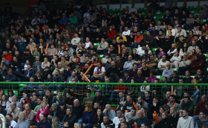 Gospodski potez Studenata: KK Bosna obradovala svog vjernog navijača